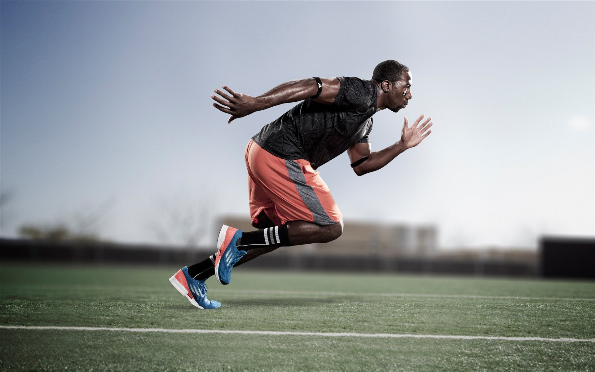 开云官网2026-阿什拉夫爆发,厄瓜多尔横扫突尼斯,一场胜利背后的足球革命