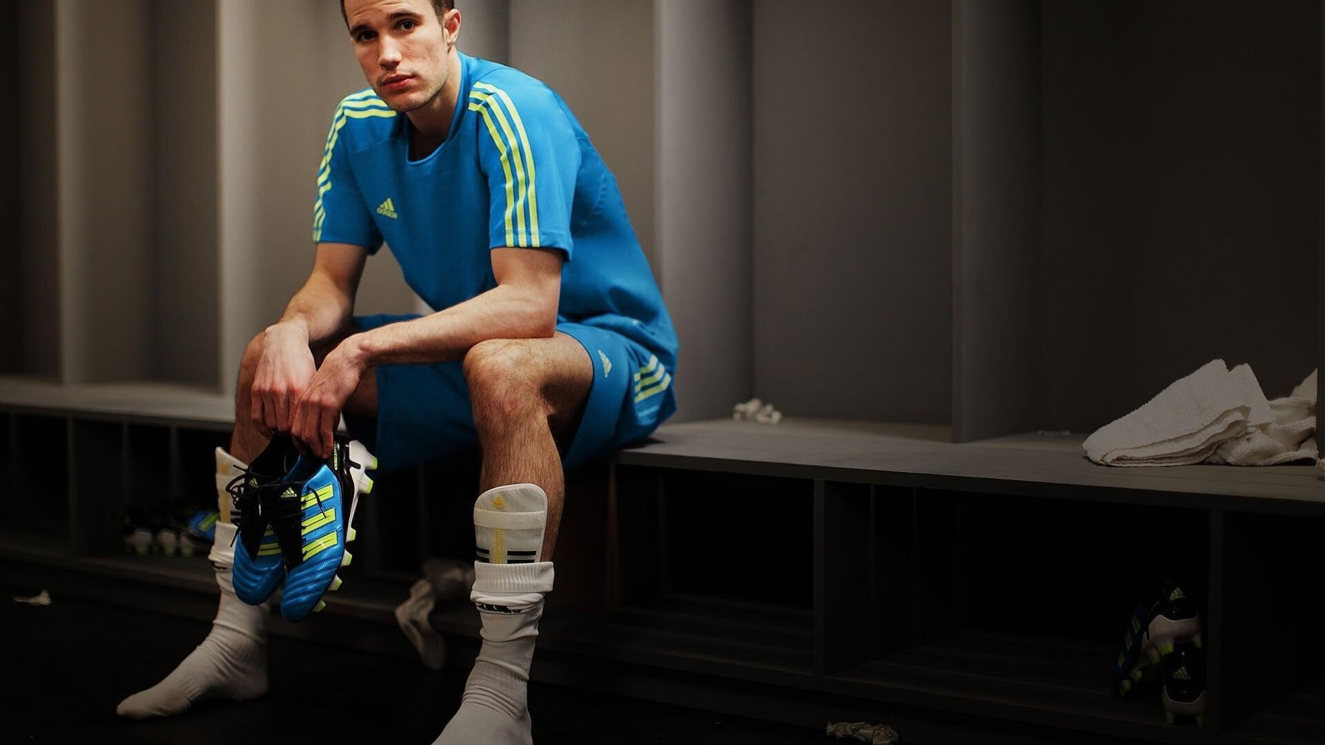 开云体育app-血色风暴，2026世界杯B组焦点战，日本横扫摩洛哥，凯恩神迹震颤世界足坛